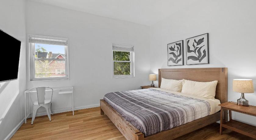 Bloomfield, Shadyside !B Spacious and Bright Private Bedroom with Shared Bathroom