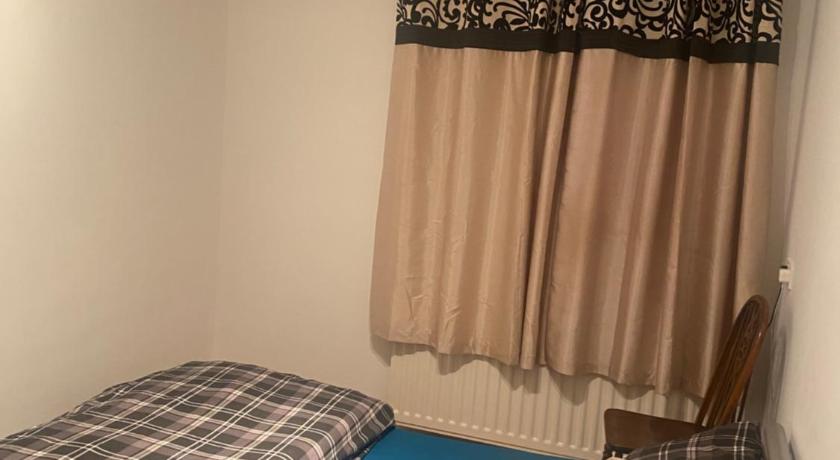 Jakes hideout at James cook