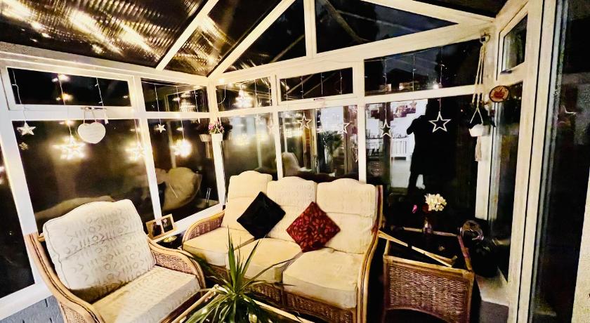 Luxury room near train station and city centre