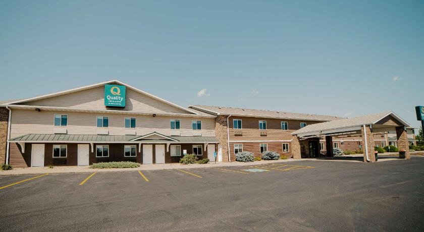 Quality Inn & Suites Watertown near Prairie Lakes Ice Arena