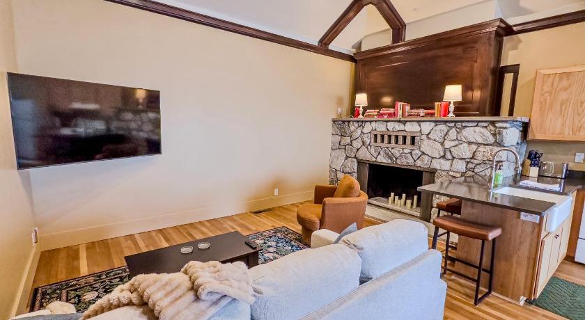 Peach Street Inn by WanderLodges