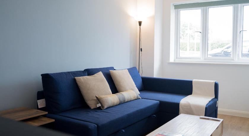 The Kensington Apartment, FREE CarPark, Ideal Location for exploring Oxford City & nearby places, ea