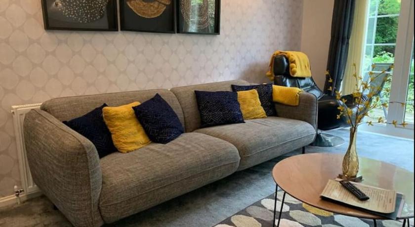 Birmingham Bungalow Serviced Apartment NEC Airport Bullring