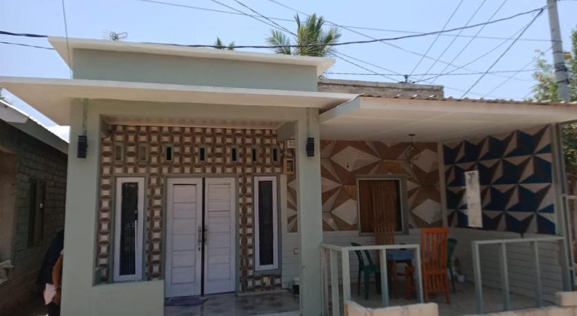 Waru Homestay Gili Gede