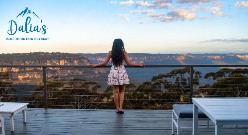 Dalia's Blue Mountain Retreat