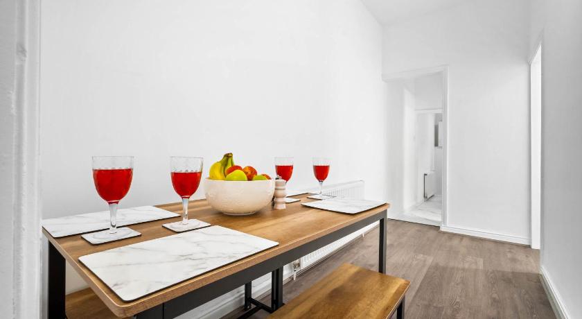 1 Bed Apartment Birmingham Resorts World NEC BHX