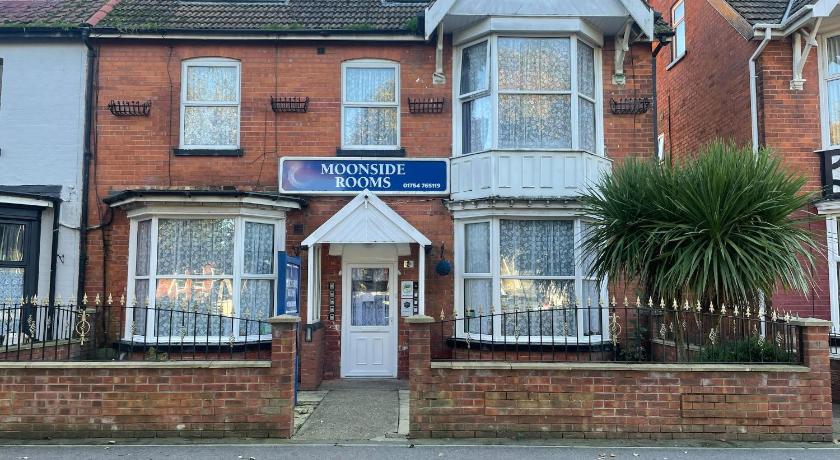 Moonside Rooms