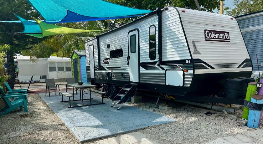 RV by the Sea - Glamping in the Keys - Sleeps 6