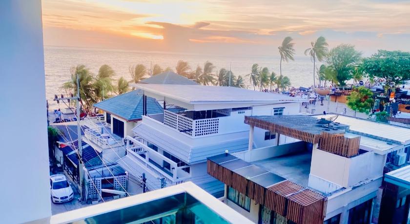 The Sunset Exclusive Top Floor