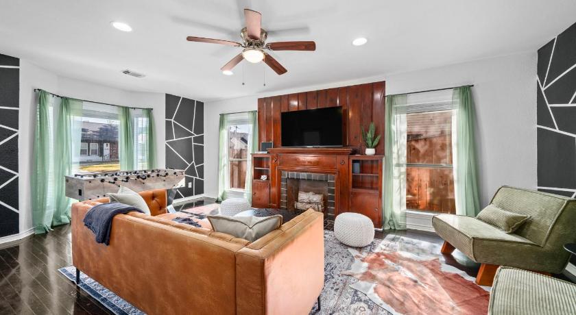 Charming Houston Home Near Med Center & University of Houston