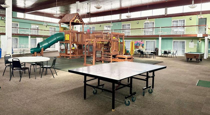 Quality Inn & Suites Coldwater near I-69