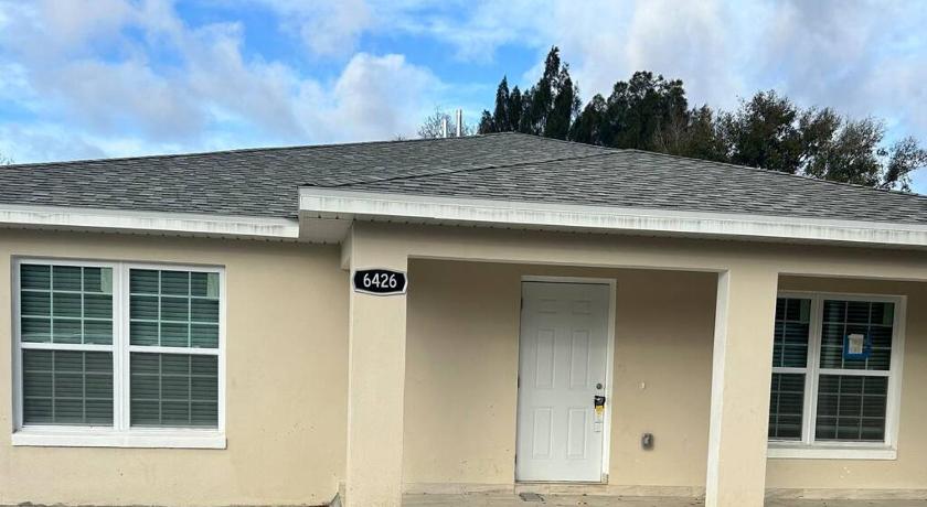 Tranquile Vacation Home near Universal studio