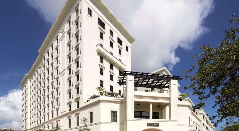 THesis Hotel Miami Coral Gables, Curio Collection by Hilton