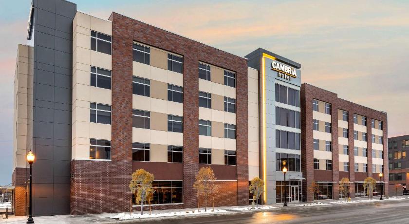 Cambria Hotel Omaha Downtown