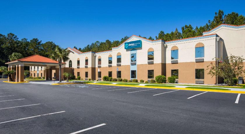 Clarion Pointe Hinesville near Fort Stewart