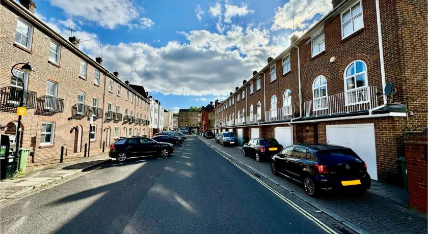 John Street Stays