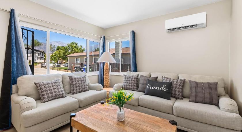 Cozy 2BR Home with Bright Interior & Relaxing Patio