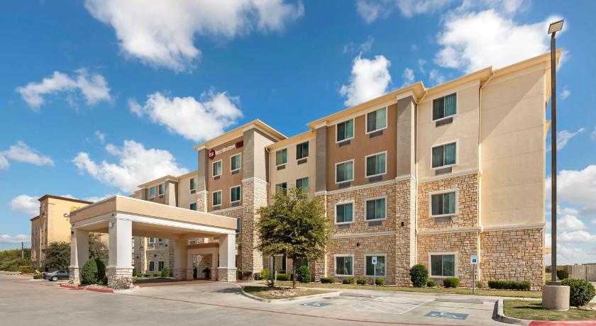 Best Western Plus Buda Austin Inn & Suites