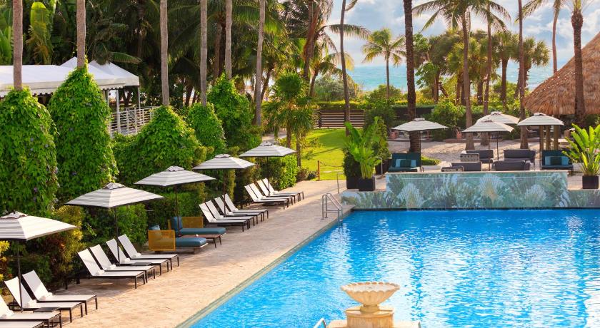 Kimpton Surfcomber Hotel By IHG