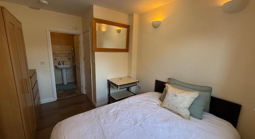 Beautiful Double Room with En-suite