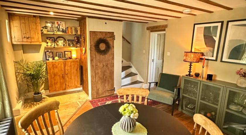 Elegant town house in Stroud