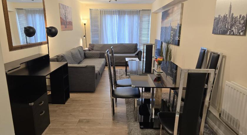 Cranes apartments