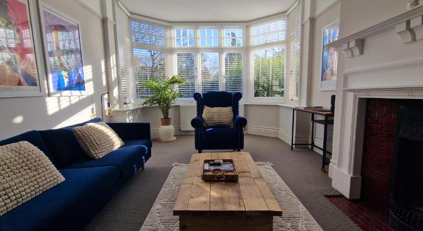 Woodfalls Luxury Getaway