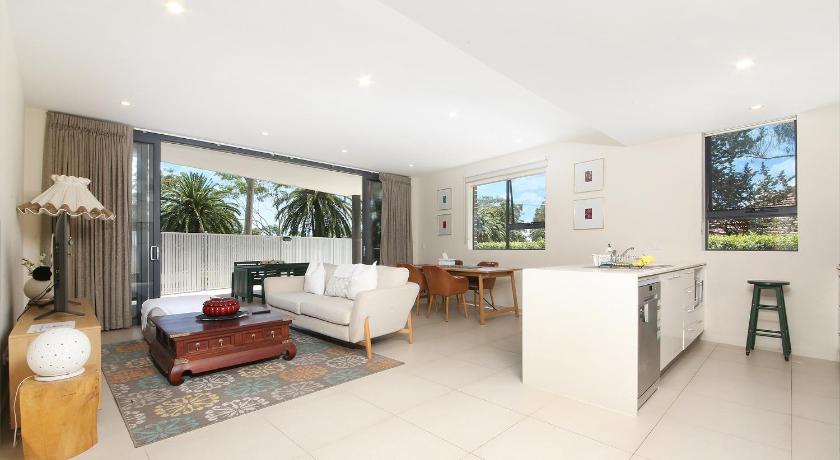 Sydney Lidcombe, Super Comfort, Stylish, large 2bedrooms, 2 bath, 2 free carpark, Parkview, Free Wif