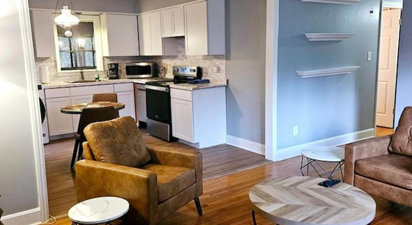 Charming Charlotte city Vacation Home