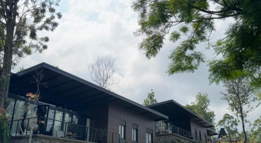 Annapurna Resort Puncak