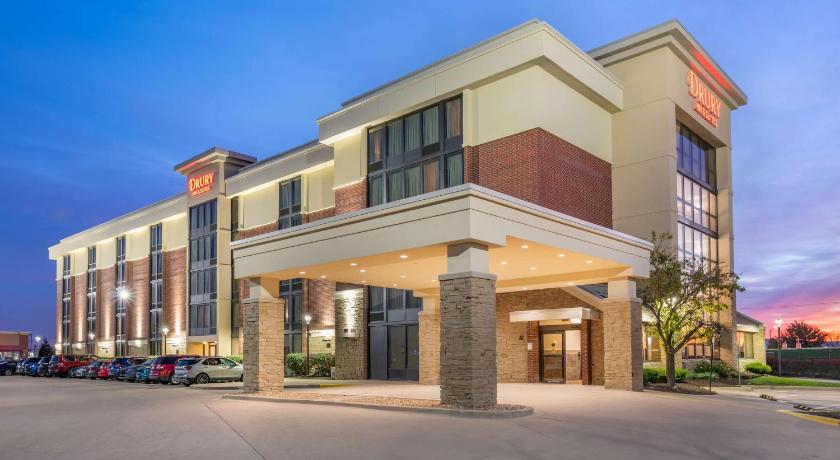 Drury Inn & Suites Champaign