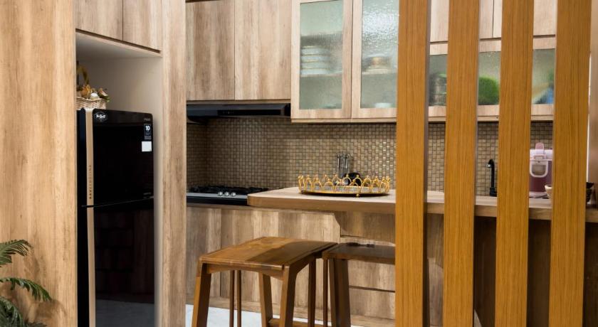 Rumah 144 m² dengan 3 kamar tidur dan 3 kamar mandi pribadi di Pekalongan Timur