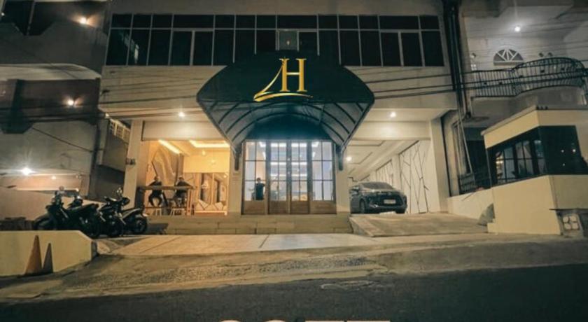 D'Hills Hotel