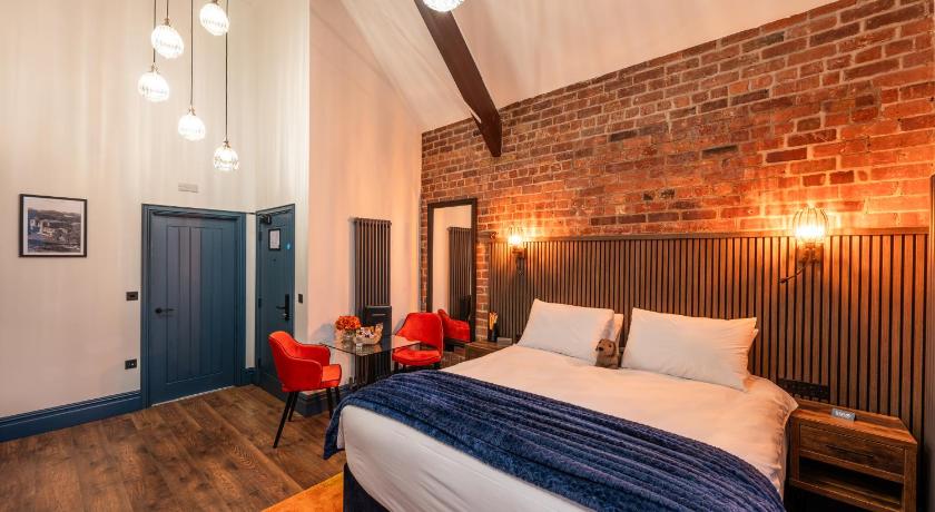 The Old Lyric Hall - A St David Aparthotel