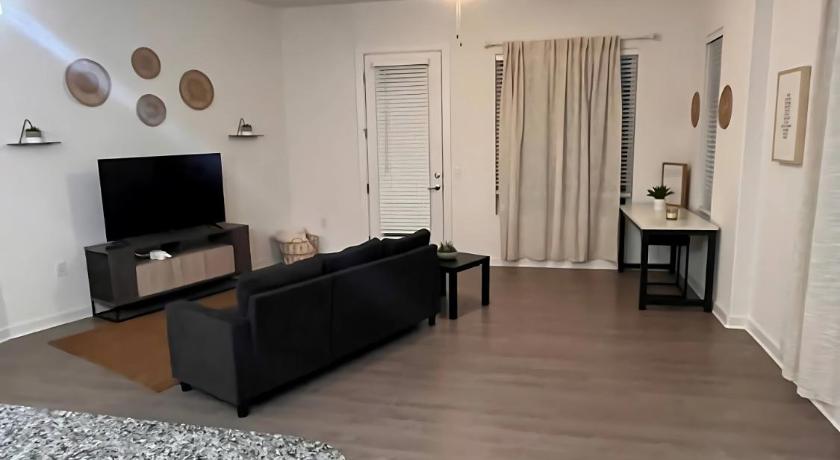 Stylish Home Perfect for Your Stay