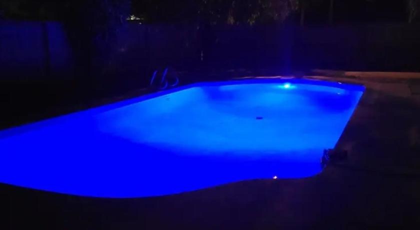Private Poolside 5BR
