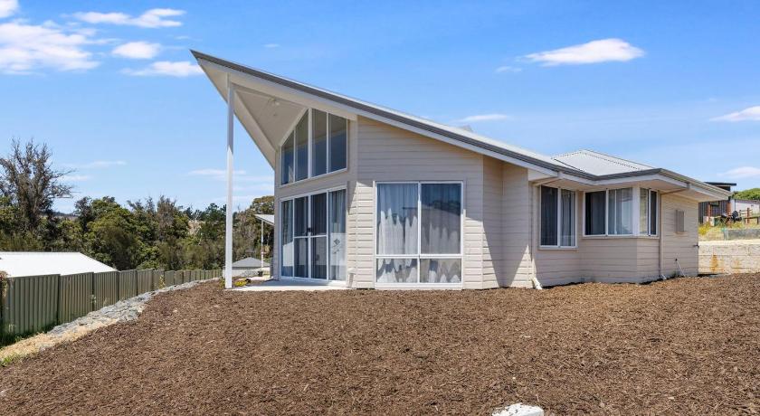 Hill View Cottages - Sail A