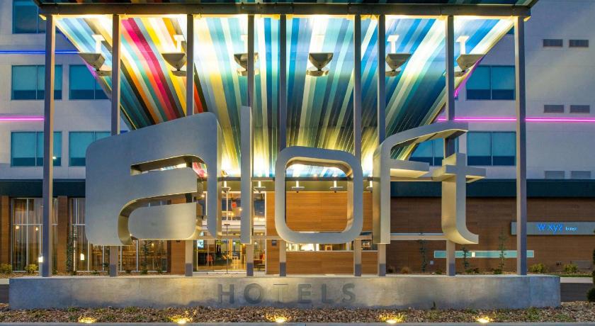 Aloft North Kansas City