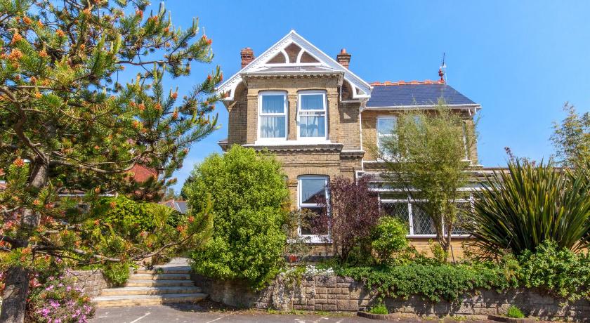 Isle of Yoga Garden Flat