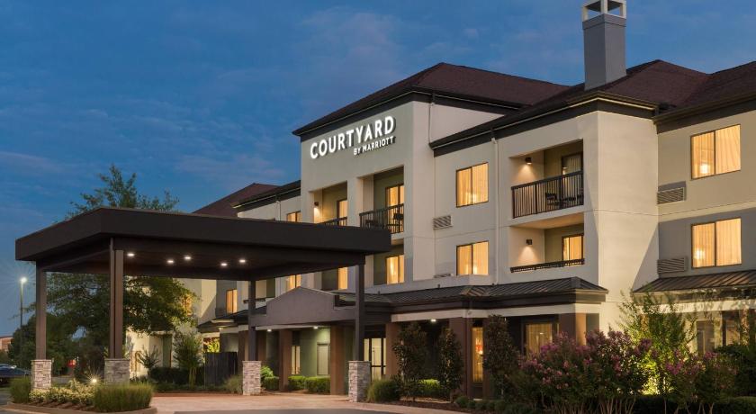 Courtyard Tulsa Central