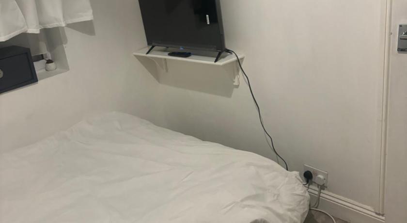 Comfy Studio Flat