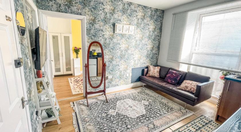 1 bed cozy apartment central London