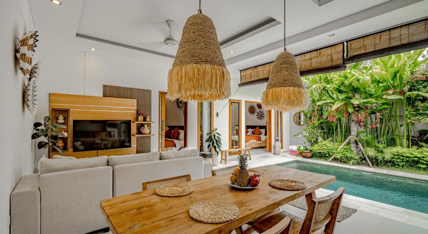 Villa Tropicasa 1 by Bali Villa Solutions