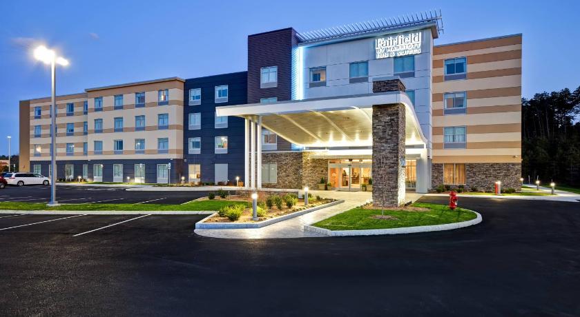 Fairfield Inn & Suites Plymouth