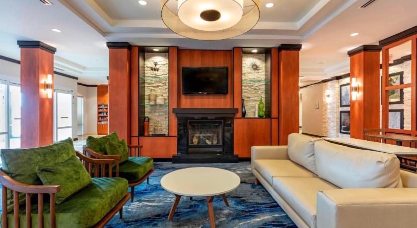 Fairfield Inn & Suites Columbus