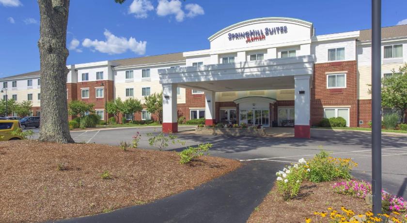 SpringHill Suites Devens Common Center
