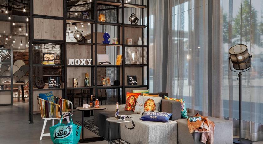 Moxy Bern Expo