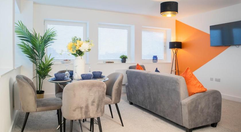 Luxury Apartment - Sleeps 5 - Rose Platinum Properties