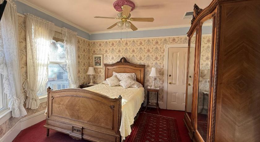 Roseberry House Bed and Breakfast