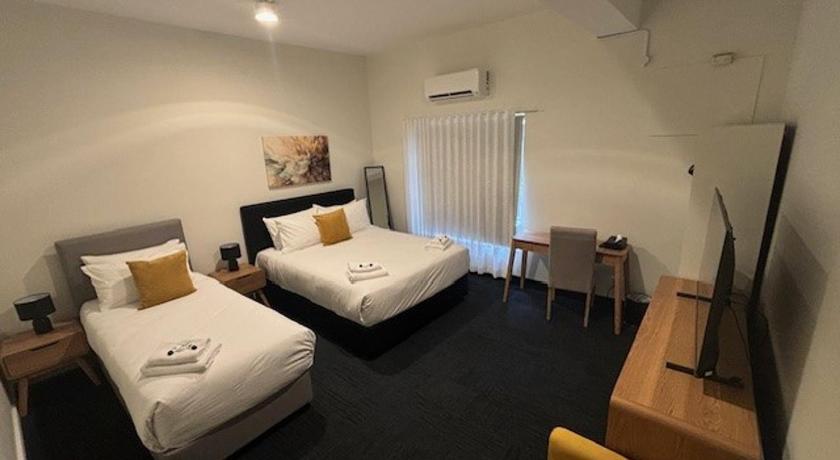 Riverwood Hotel - Adults Only